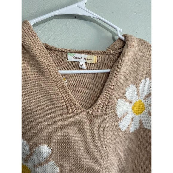 Hazel Moon Women’s Small Flower V-Neck Pullover Hoodie Sweater Distressed Hem - Picture 2 of 7